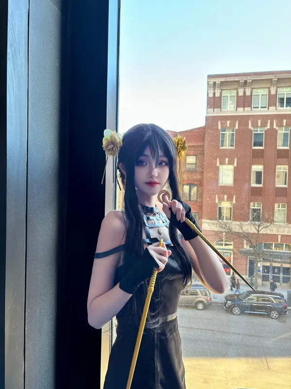 cosplay anime nữ ngầu