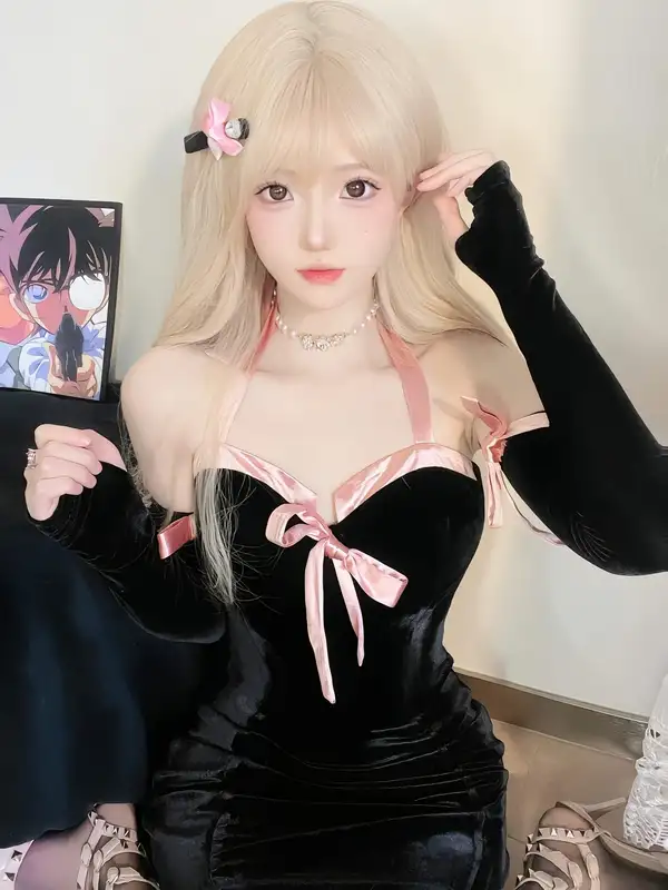 ảnh gái cosplay đen 