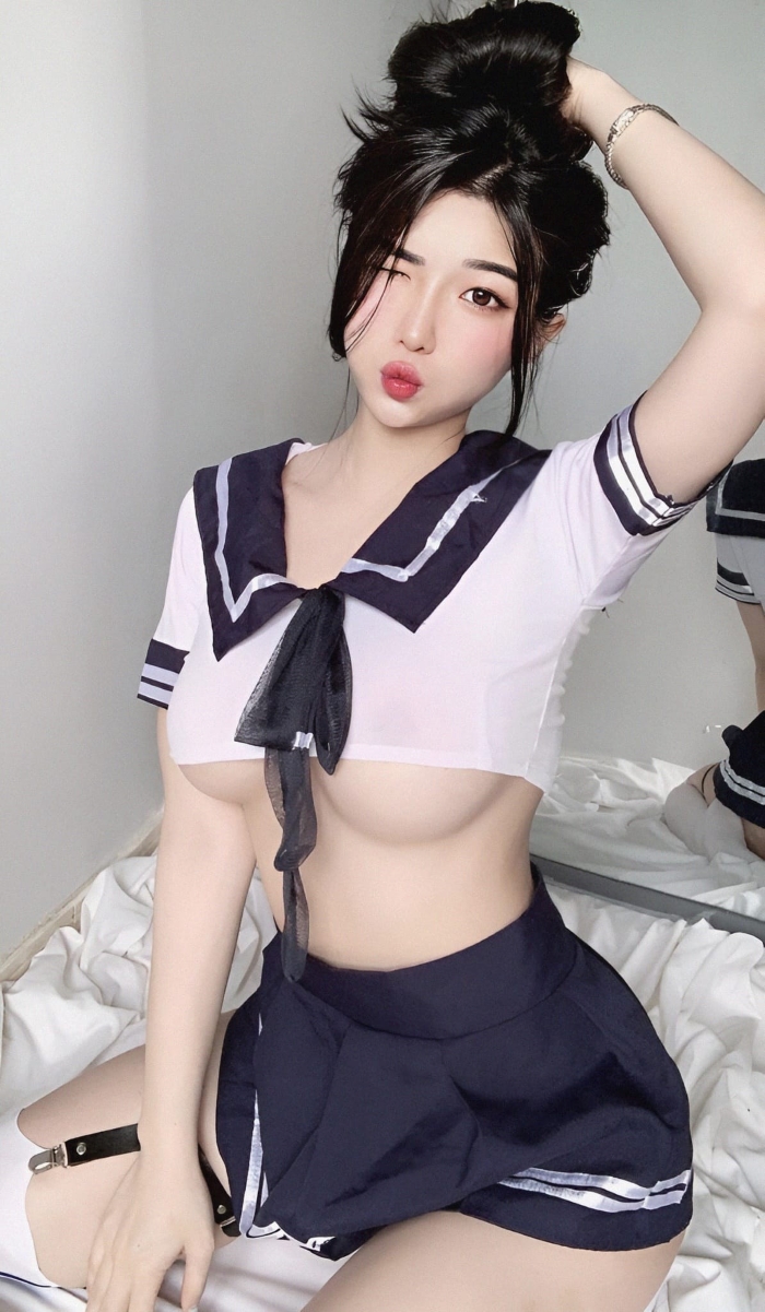 Gái xinh ngực khủng học sinh 