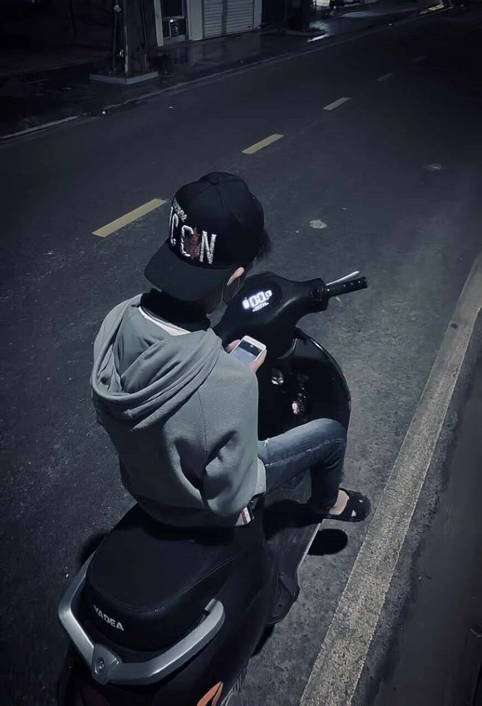 hình nền boy phố đỗi mũ lưỡi trai 