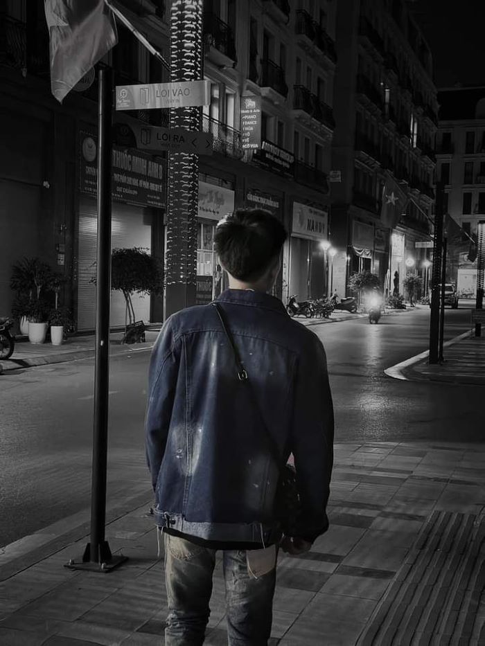 hình nền boy phố  trên đường phố 