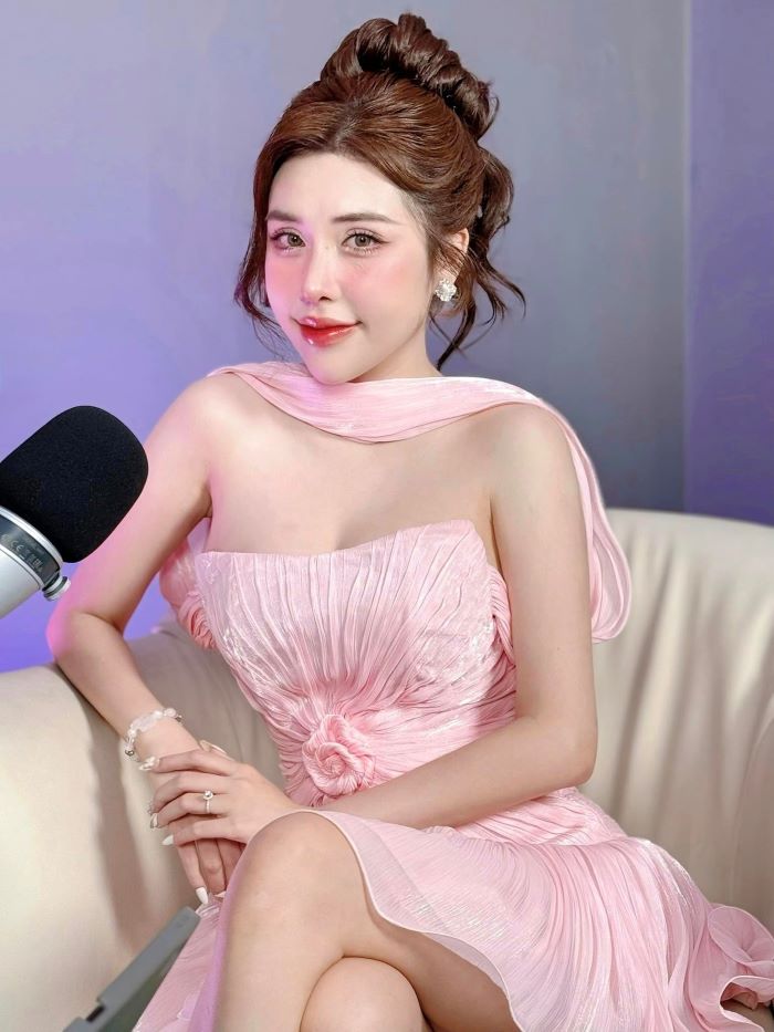 Pinky Bảo Trân Bikini 24