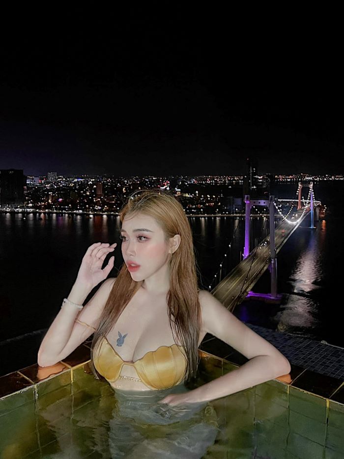 Pinky Bảo Trân Bikini 36