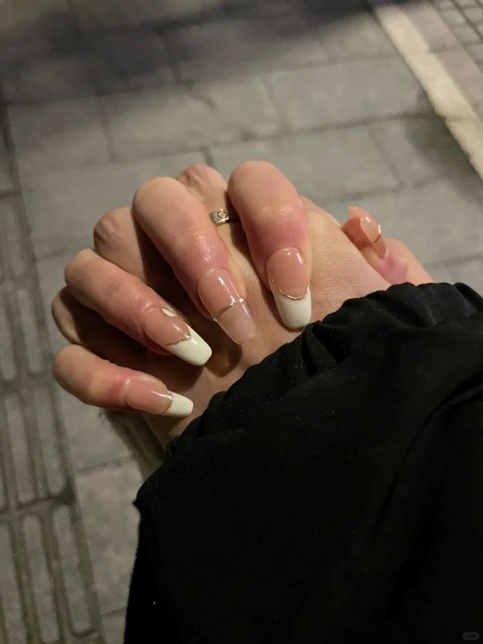 ảnh nắm tay 33