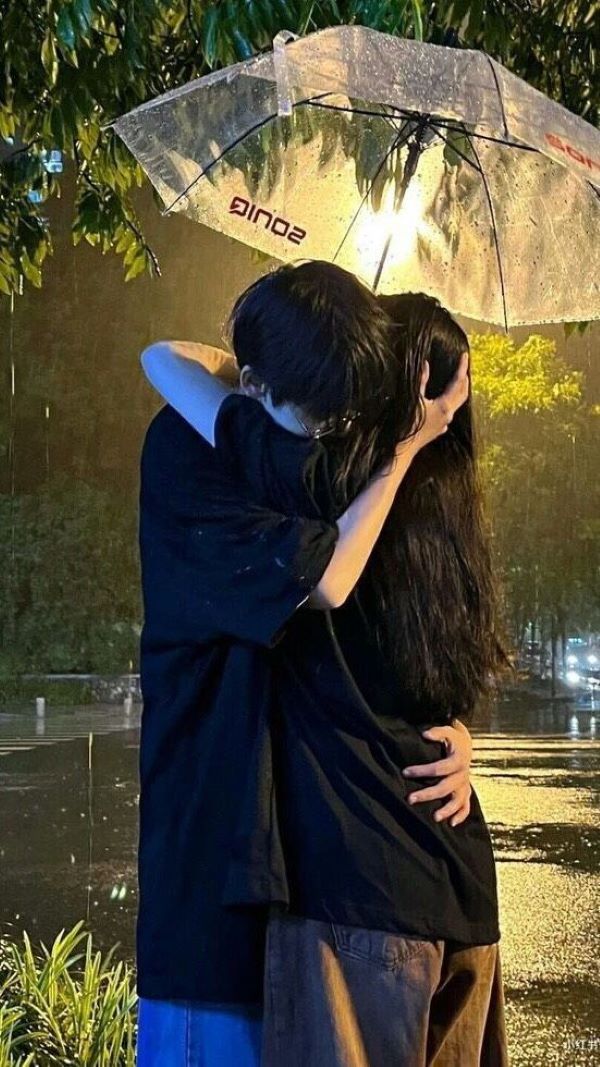 ảnh ôm nhau 24