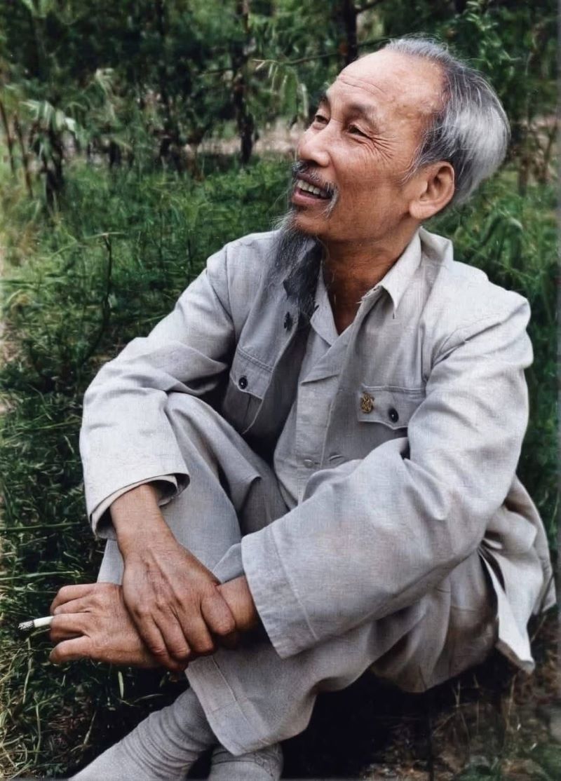 ảnh bác hồ 10