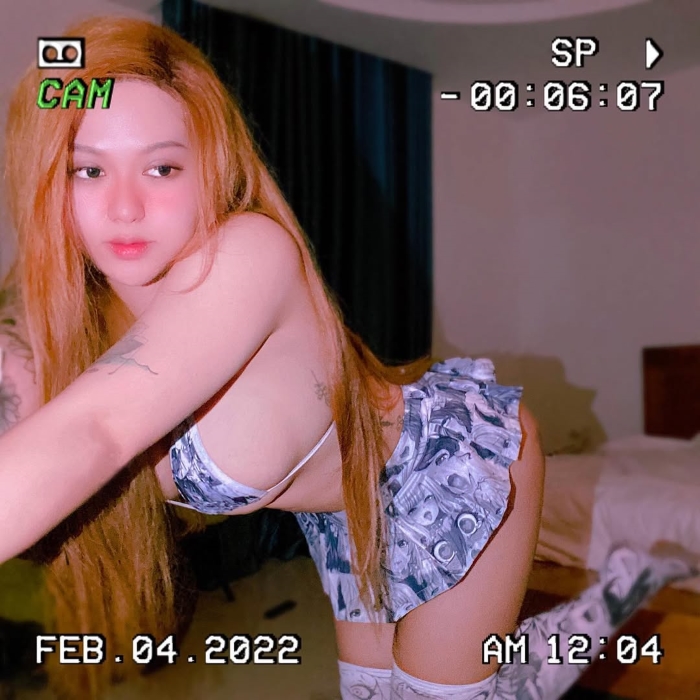 Suzie Nguyễn Onlyfans 24