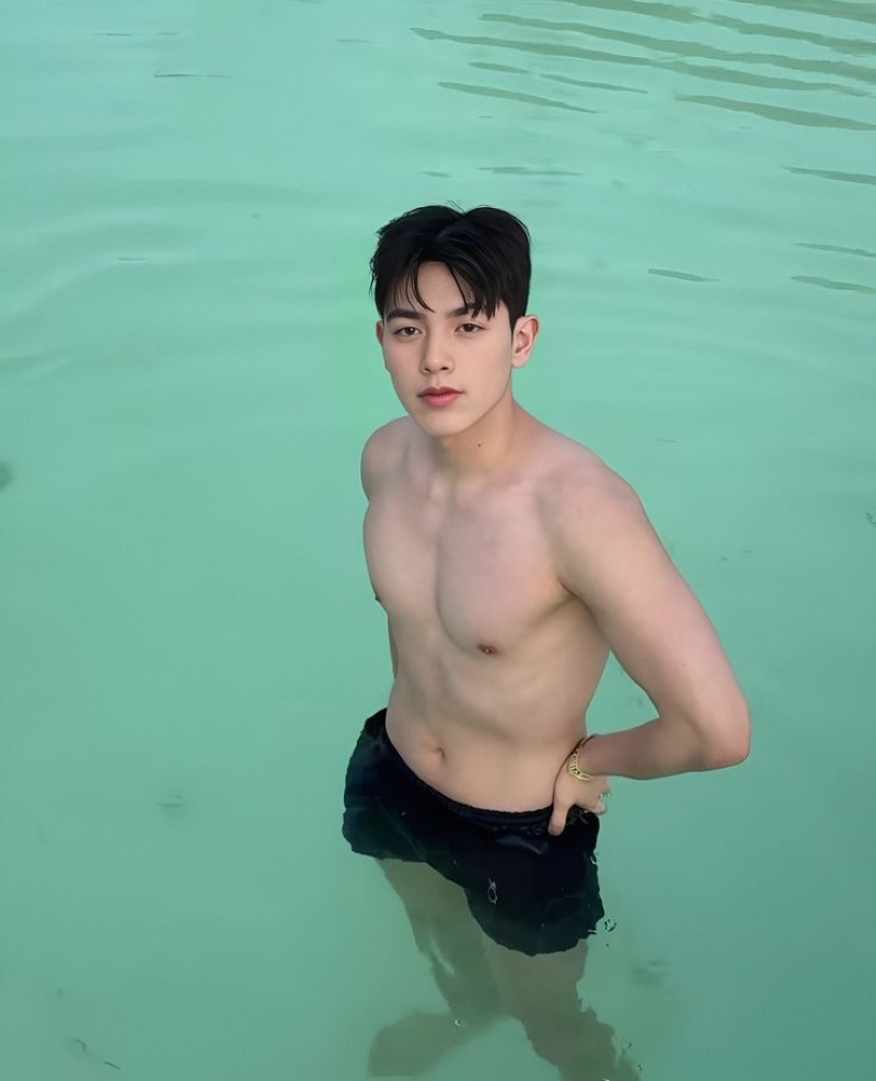 trai đẹp 6 múi 31
