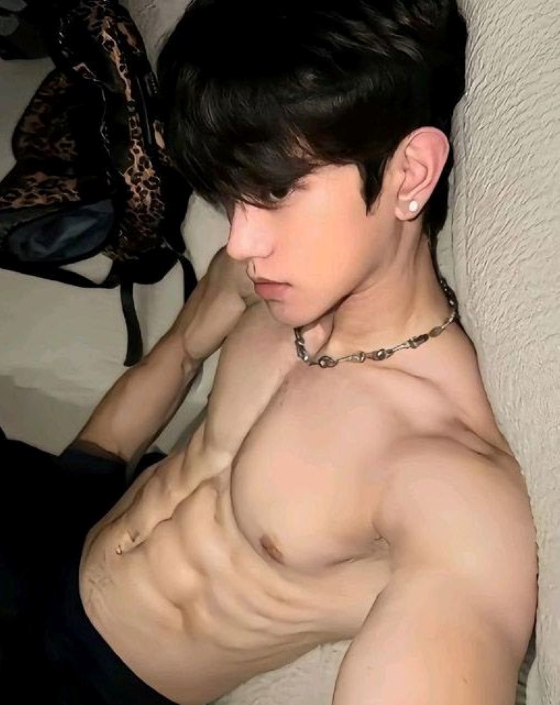 trai đẹp 6 múi 7