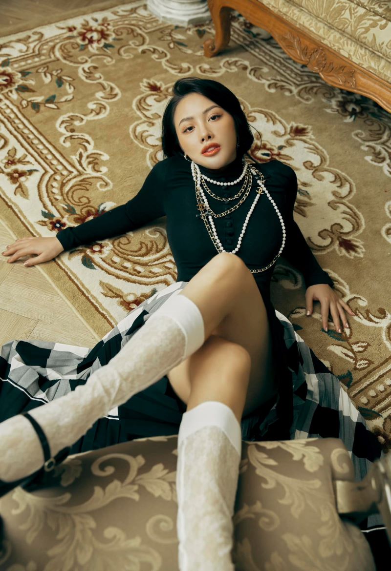 Yaya Trương Nhi Sexy thần thái 