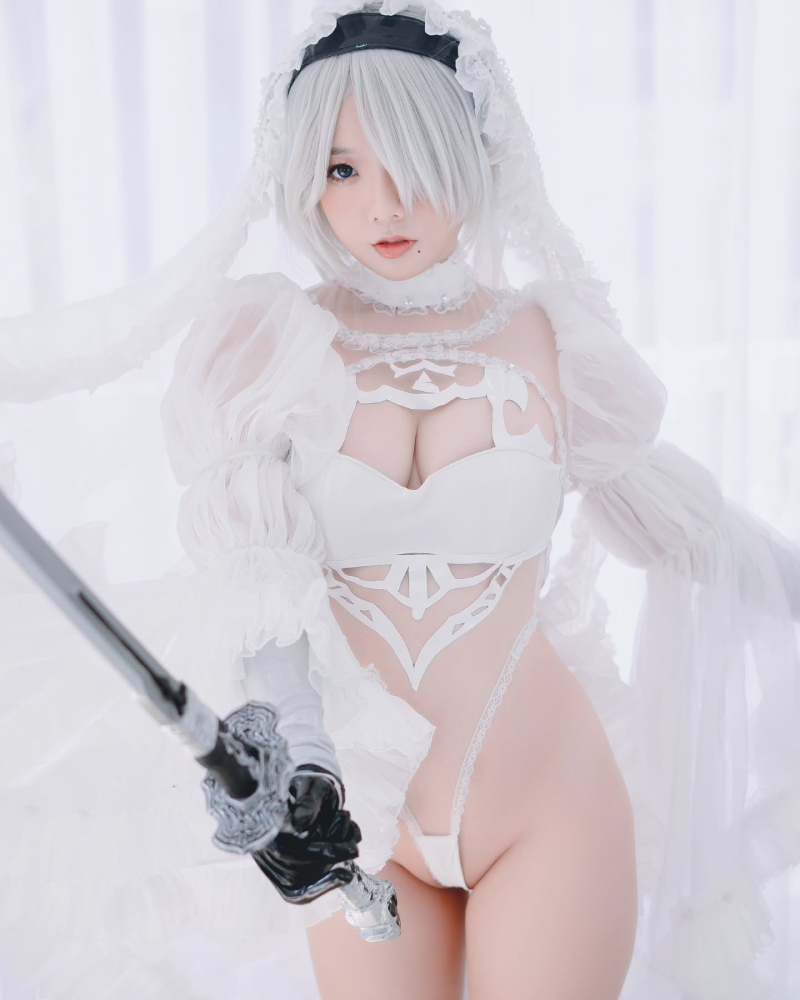Messie Huang 31