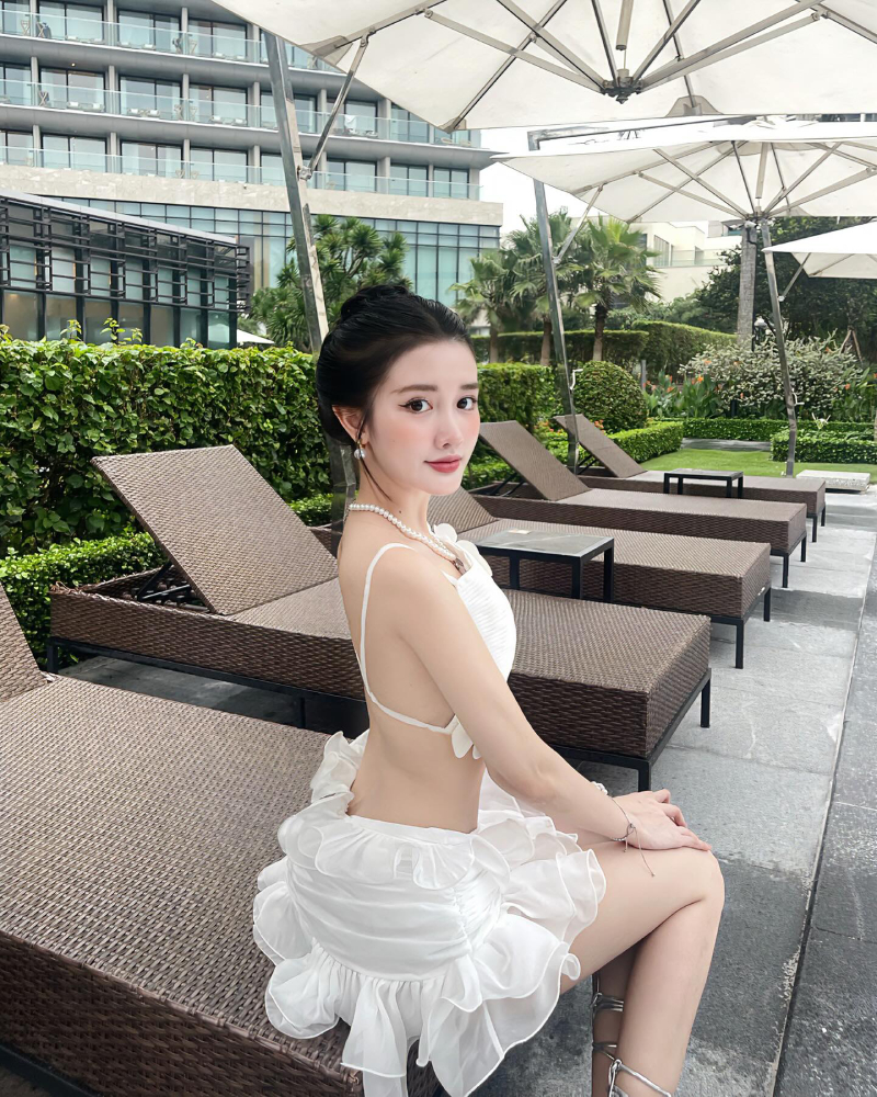 Tiktoker Vũ Thị Khánh Huyền 19