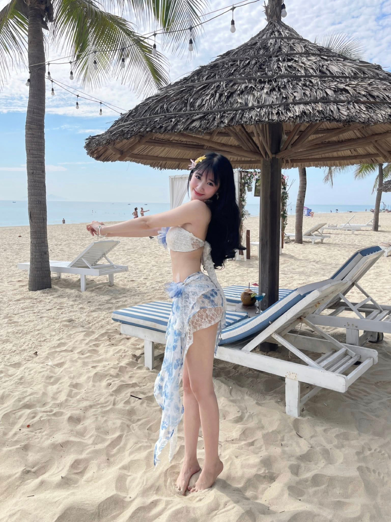 Tiktoker Vũ Thị Khánh Huyền 7