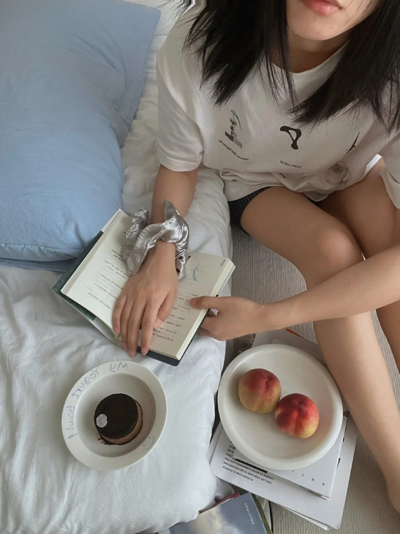 hình ảnh 1 mình ngồi buồn​ 25