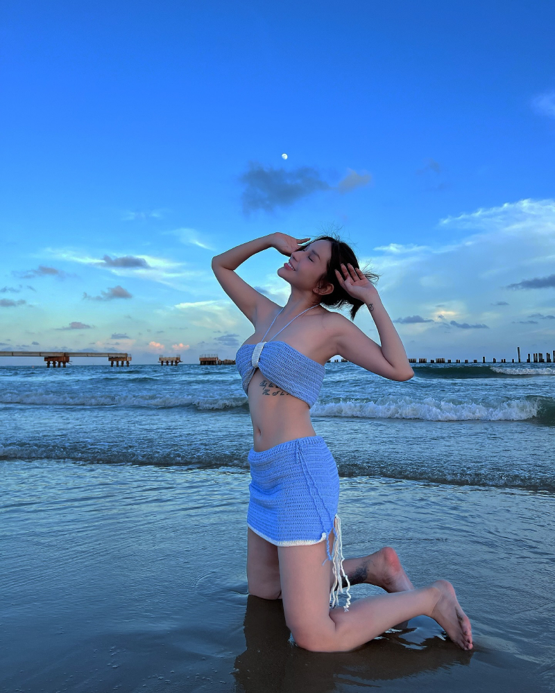 khả như bikini​ 16