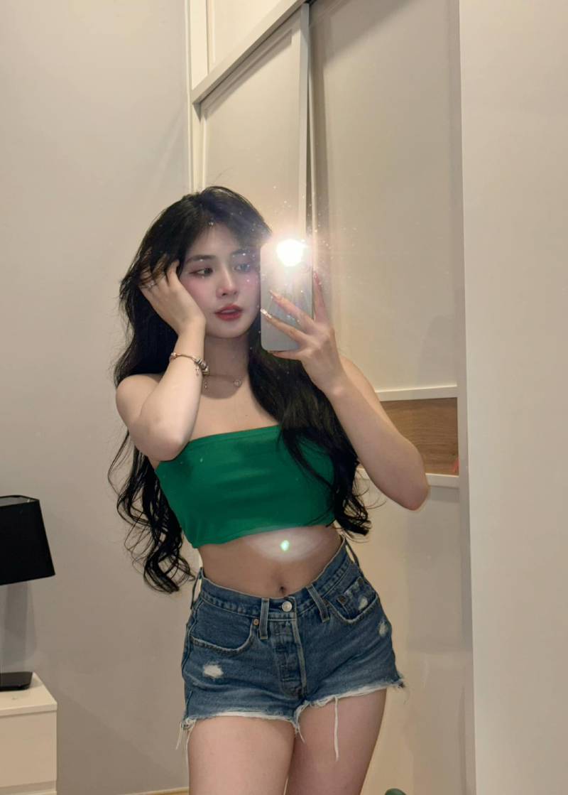 quỳnh alee sexy 6