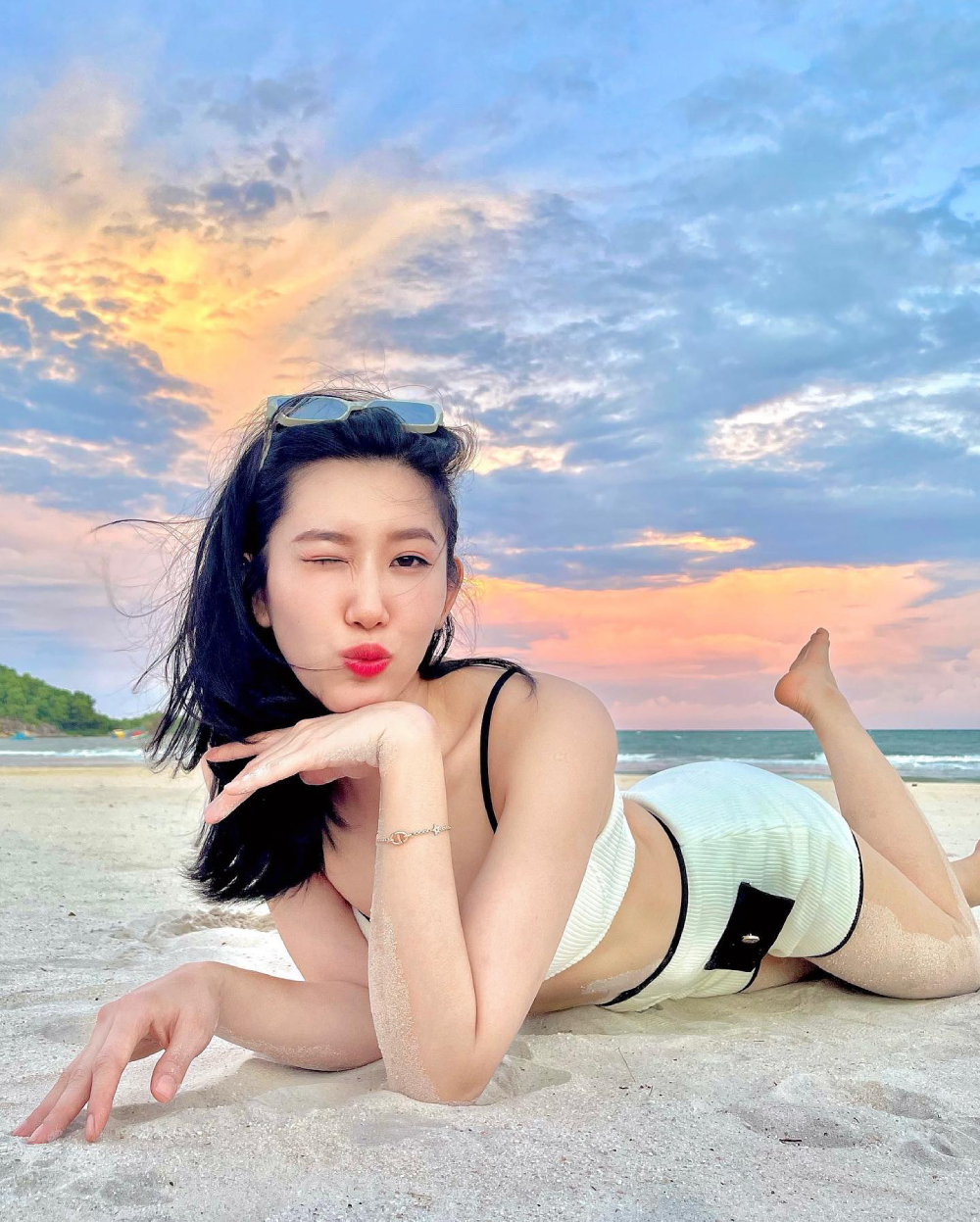 Thuý ngân sexy 10