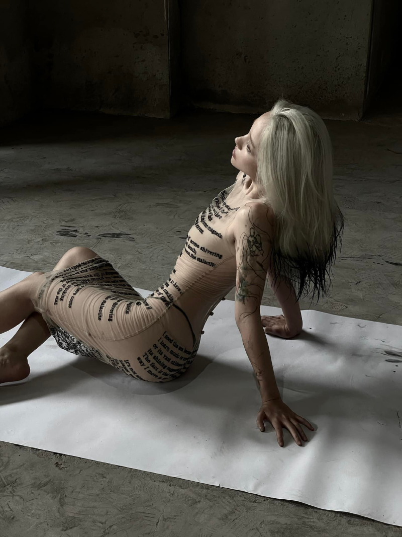 Linh Ngọc Đàm sexy 17