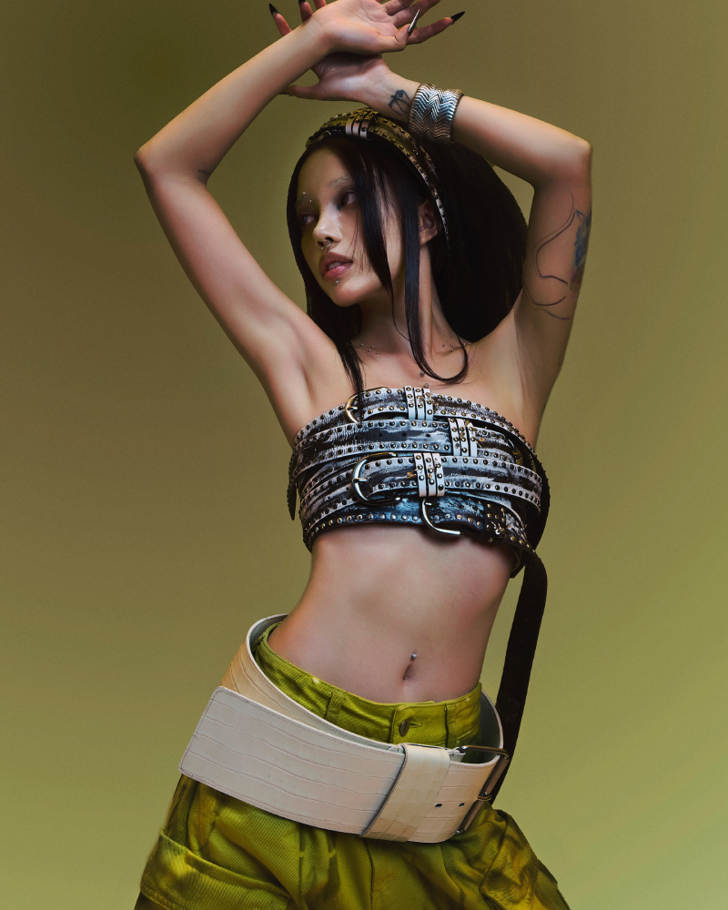 Linh Ngọc Đàm sexy 4