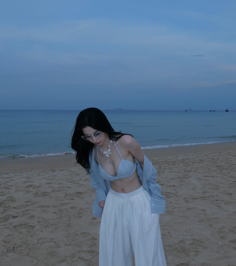 jun vũ sexy 30
