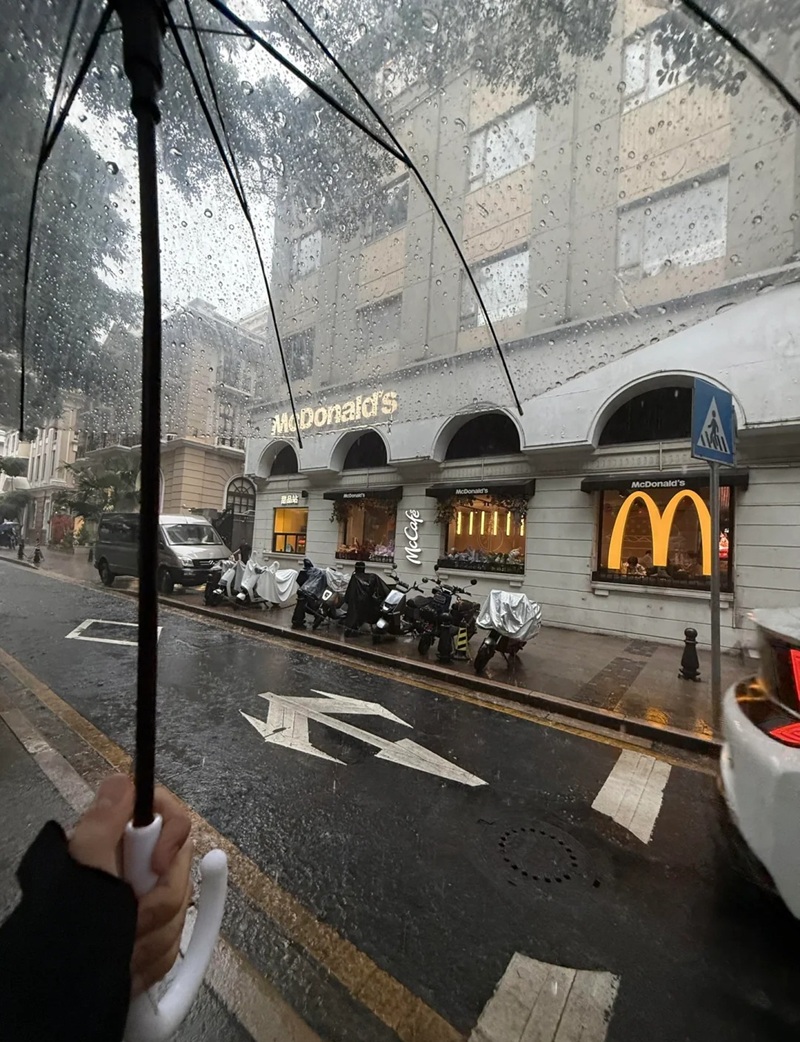 ảnh đường phố buồn 15