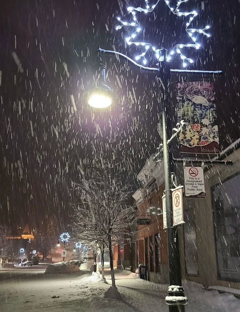 ảnh đường phố buồn 8