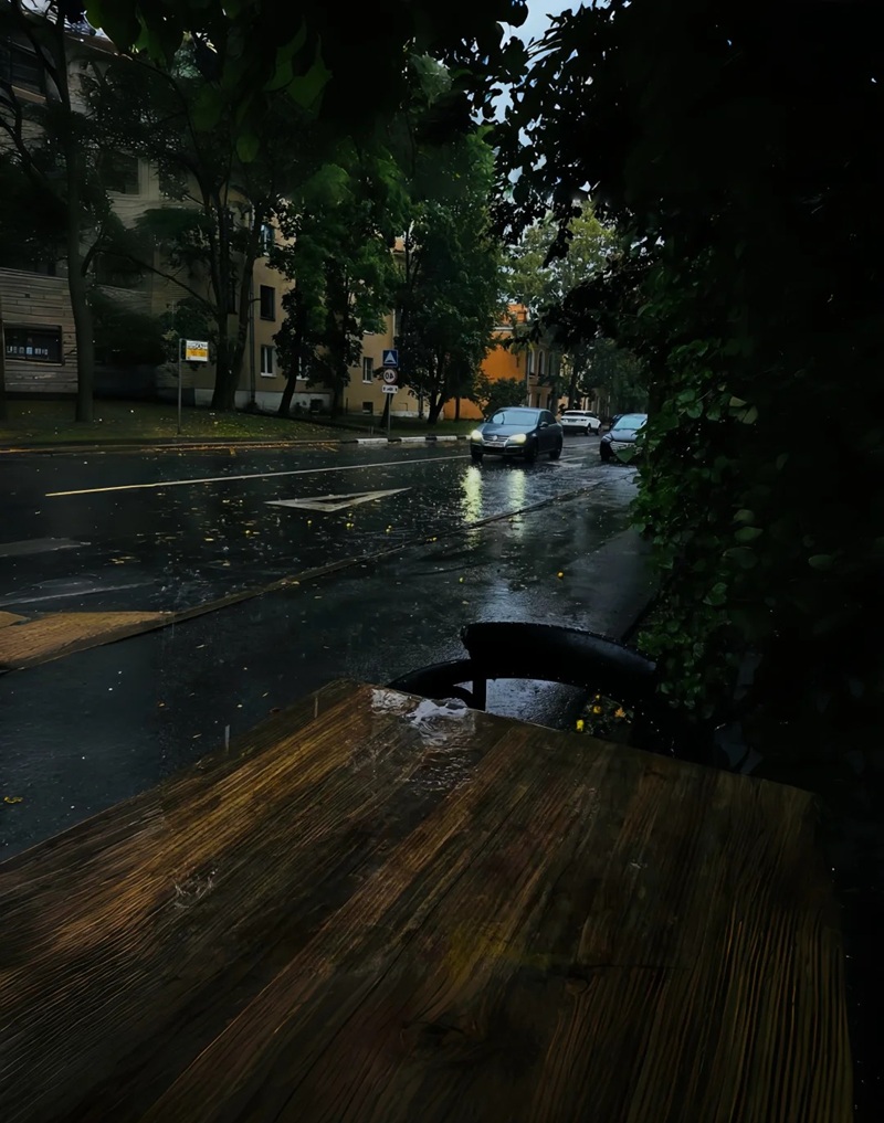 hình ảnh đường phố buồn