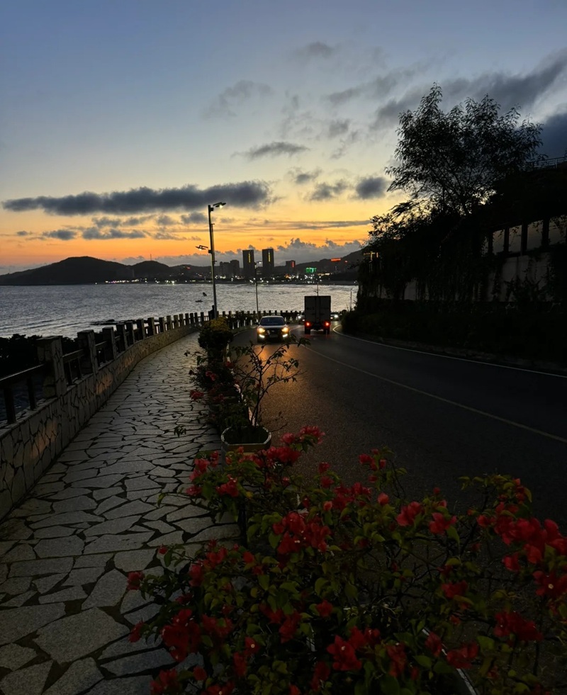 hình ảnh chill lofi buồn 18