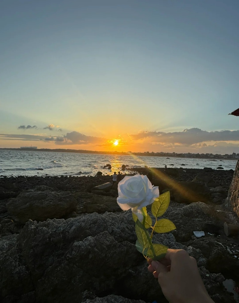 hình ảnh chill lofi buồn 8