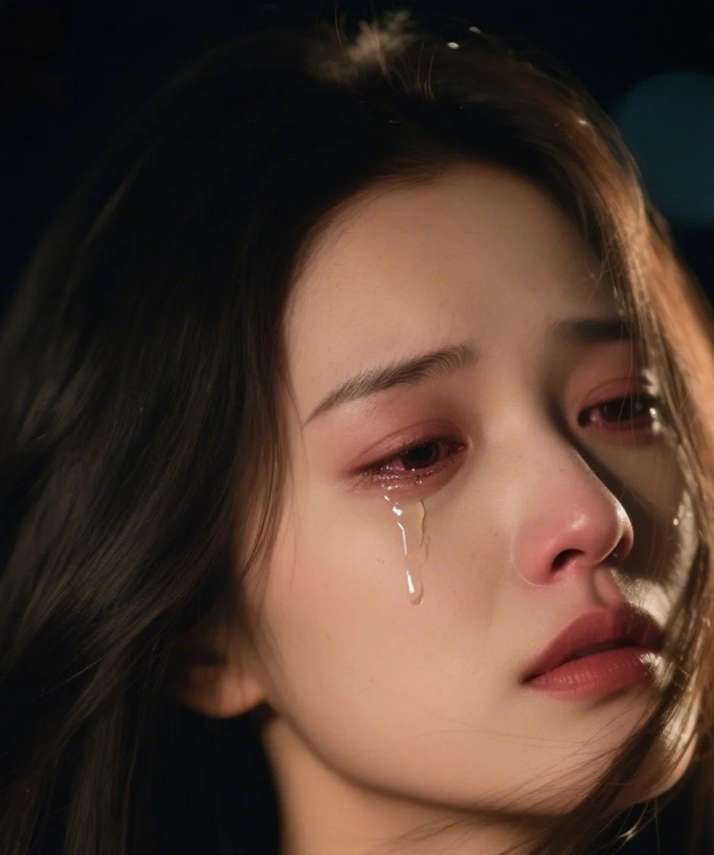 khóc cô đơn ảnh buồn tâm trạng 8