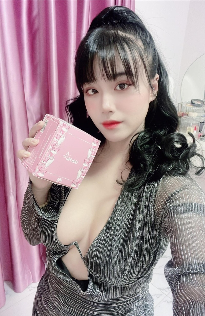 linh miu sexy 17