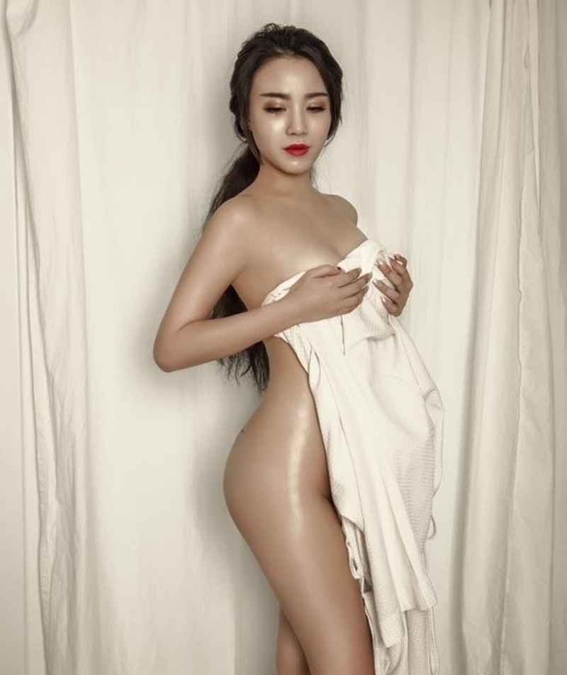 linh miu sexy 42