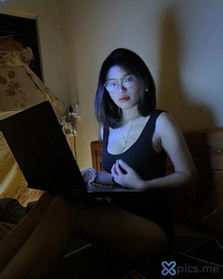 linh nhi onlyfans leak 11