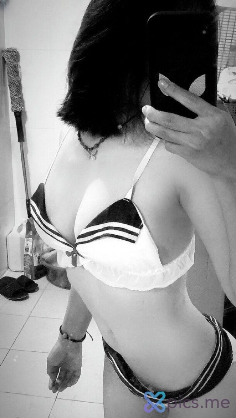 linh nhi onlyfans leak 14