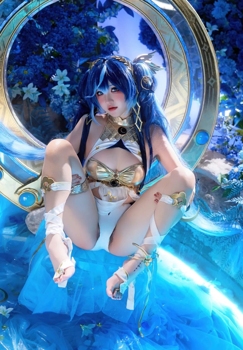 ảnh gái cosplay khoe lồn 8